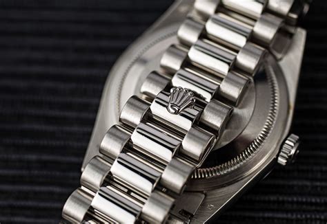 Rolex jubilee bracelet hidden clasp